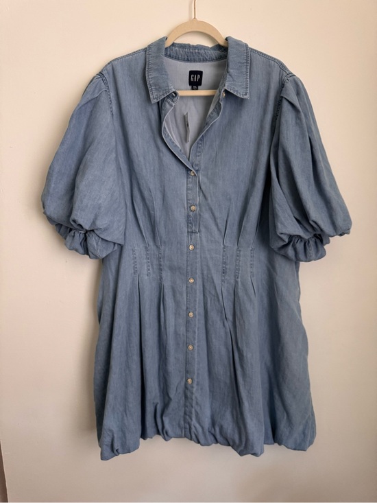 GAP Dresses & Skirts - GAP Light Blue Denim Button-Front Dress with Puff Sleeves - Size XXL